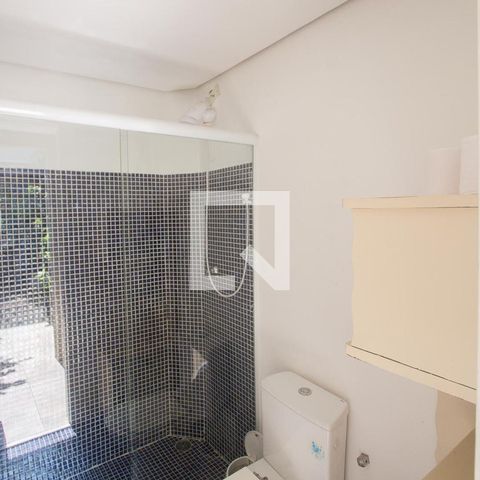 Casa para alugar com 180m², 3 quartos e 1 vagaBanheiro de Serviço