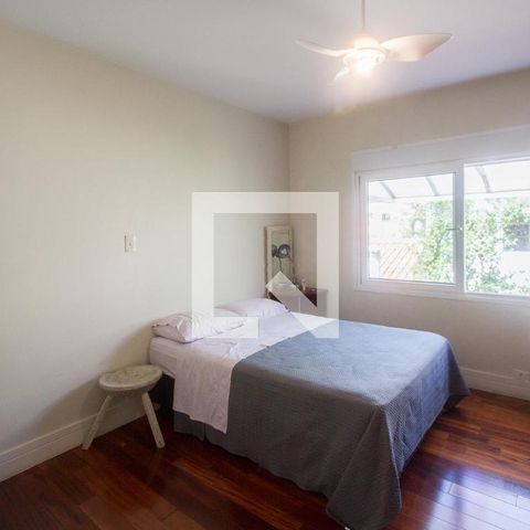 Casa para alugar com 180m², 3 quartos e 1 vagaSuíte 1