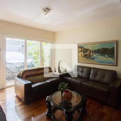 Casa para alugar com 180m², 3 quartos e 1 vagaSala