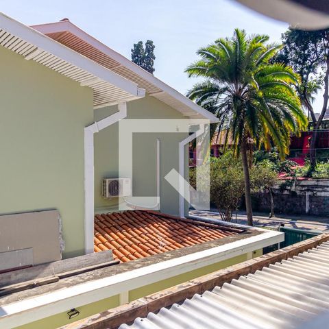 Casa à venda com 505m², 4 quartos e 5 vagas Casa à venda com 505m², 4 quartos e 5 vagasVista do Quarto 2