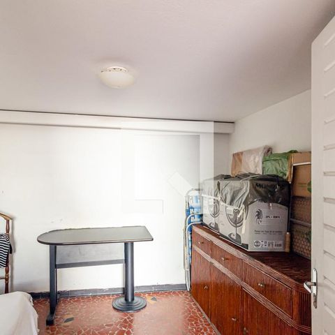 Casa à venda com 505m², 4 quartos e 5 vagas Casa à venda com 505m², 4 quartos e 5 vagasDepósito / Quarto Reversível