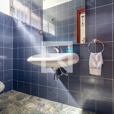 Casa à venda com 505m², 4 quartos e 5 vagas Casa à venda com 505m², 4 quartos e 5 vagasLavabo