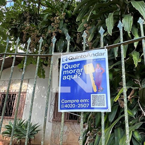 Casa à venda com 159m², 3 quartos e 2 vagasFachada