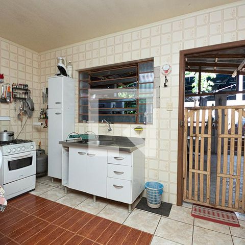 Casa à venda com 159m², 3 quartos e 2 vagasCozinha