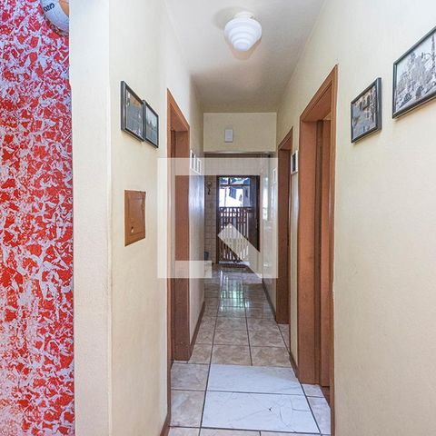 Casa à venda com 159m², 3 quartos e 2 vagasCorredor