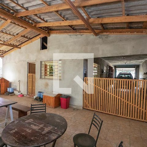 Casa à venda com 159m², 3 quartos e 2 vagasÁrea Externa