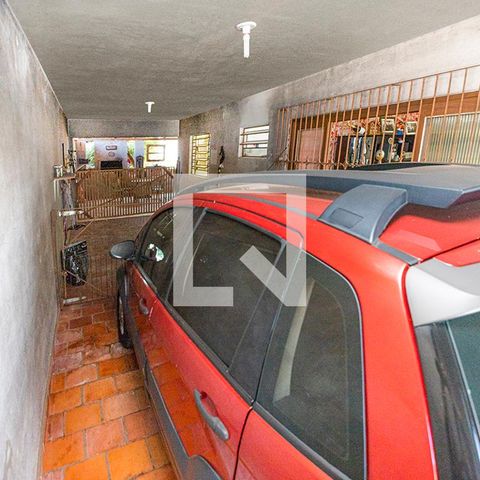 Casa à venda com 159m², 3 quartos e 2 vagasGaragem