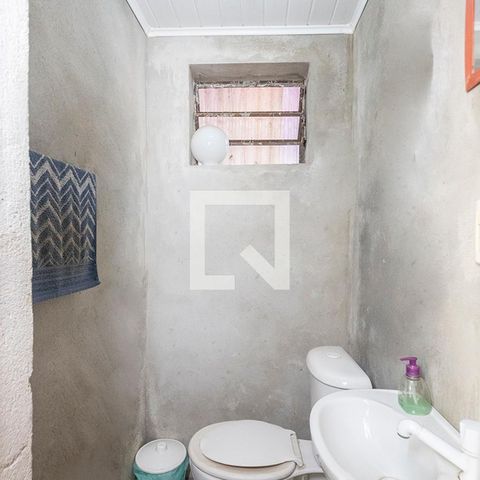 Casa à venda com 159m², 3 quartos e 2 vagasBanheiro Externo