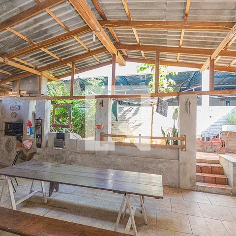 Casa à venda com 159m², 3 quartos e 2 vagasÁrea Externa