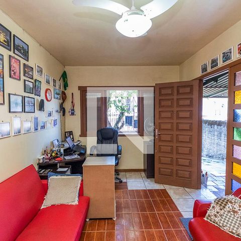 Casa à venda com 159m², 3 quartos e 2 vagasSala
