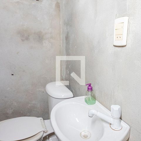 Casa à venda com 159m², 3 quartos e 2 vagasBanheiro Externo