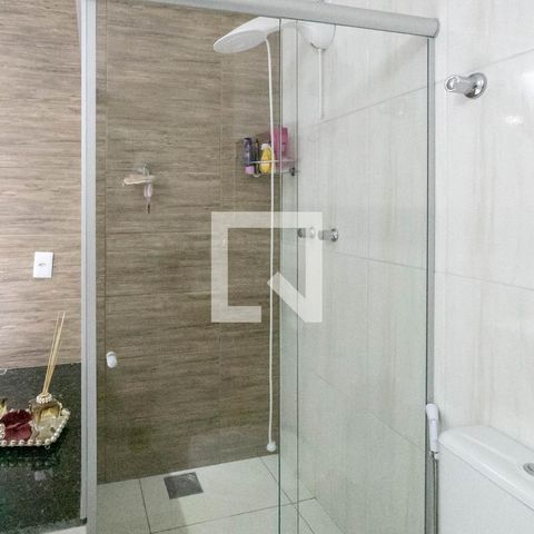 Casa à venda com 179m², 3 quartos e 2 vagasBanheiro da Suíte