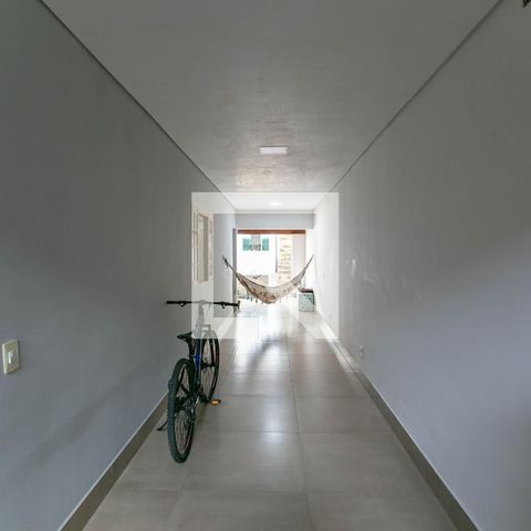 Casa à venda com 179m², 3 quartos e 2 vagasCorredor