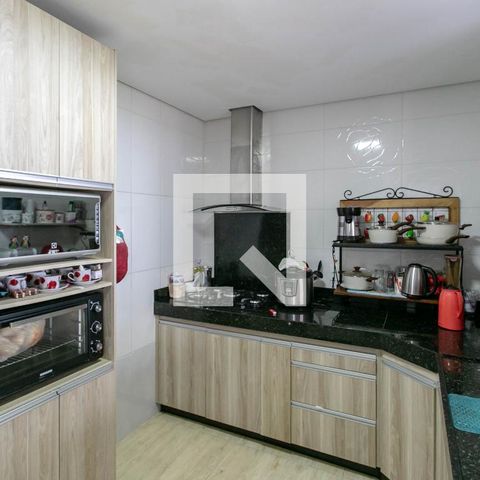 Casa à venda com 179m², 3 quartos e 2 vagasCozinha