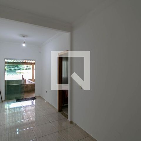 Casa à venda com 179m², 3 quartos e 2 vagasCorredor