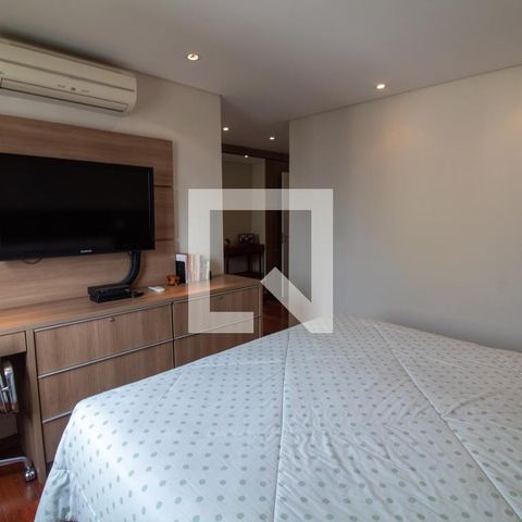 Apartamento à venda com 210m², 3 quartos e 4 vagasSuite 3 - Master