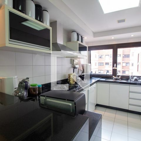 Apartamento à venda com 210m², 3 quartos e 4 vagasCozinha