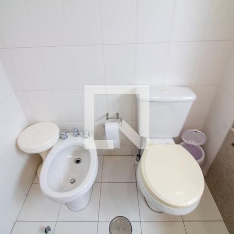 Apartamento à venda com 210m², 3 quartos e 4 vagasBanheiro Sra. da Suíte 3 Banheiro Sra. da Suíte 3