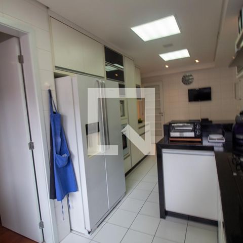 Apartamento à venda com 210m², 3 quartos e 4 vagasCozinha