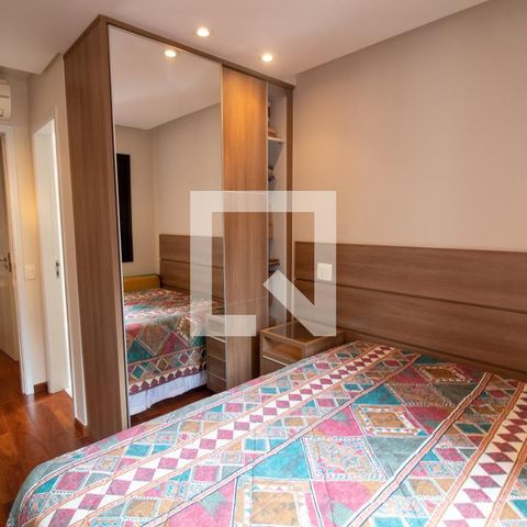 Apartamento à venda com 210m², 3 quartos e 4 vagasSuíte 2