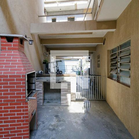 Casa à venda com 340m², 3 quartos e 6 vagas Casa à venda com 340m², 3 quartos e 6 vagasChurrasqueira