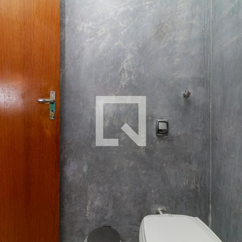 Casa à venda com 340m², 3 quartos e 6 vagas Casa à venda com 340m², 3 quartos e 6 vagasLavabo