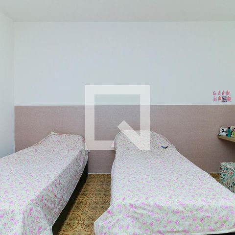 Casa à venda com 340m², 3 quartos e 6 vagas Casa à venda com 340m², 3 quartos e 6 vagasQuarto 2