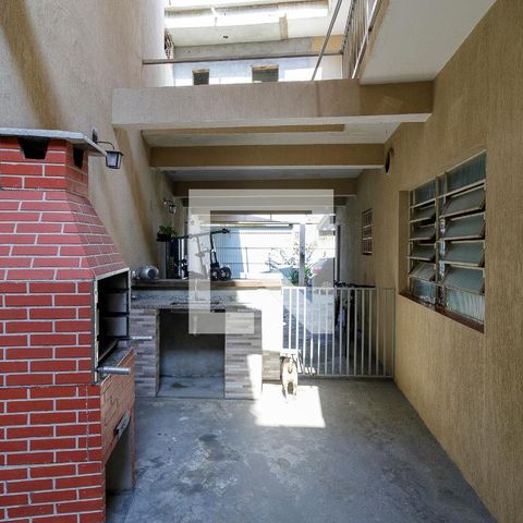 Casa à venda com 340m², 3 quartos e 6 vagas Casa à venda com 340m², 3 quartos e 6 vagasChurrasqueira
