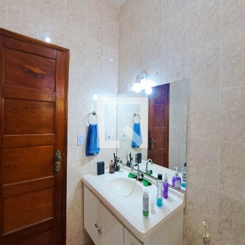 Casa à venda com 280m², 2 quartos e 2 vagasBanheiro da Suíte
