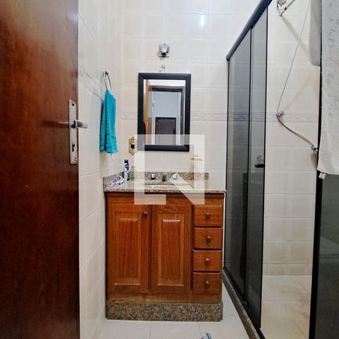 Casa à venda com 280m², 2 quartos e 2 vagasBanheiro Social