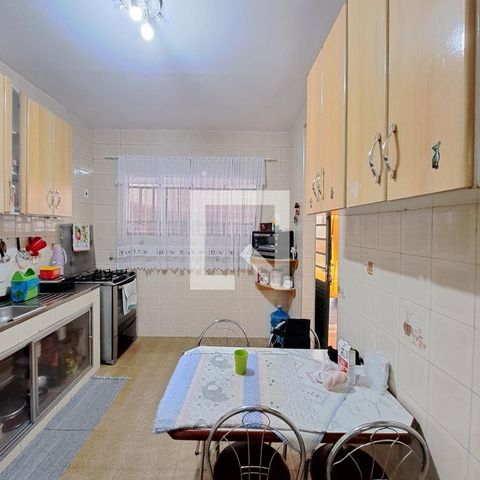 Casa à venda com 280m², 2 quartos e 2 vagasCozinha