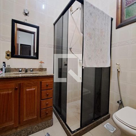 Casa à venda com 280m², 2 quartos e 2 vagasBanheiro Social
