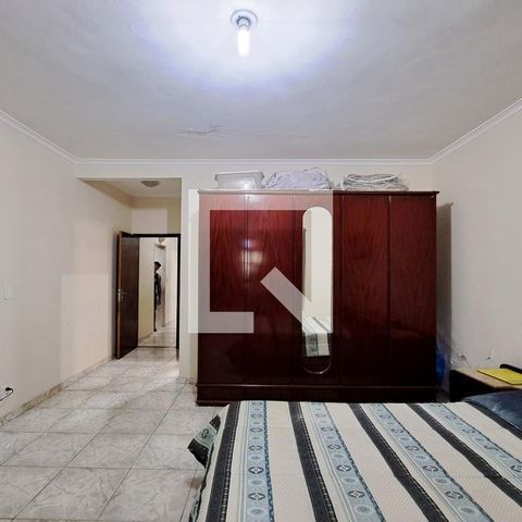 Casa à venda com 280m², 2 quartos e 2 vagasQuarto 1 - Suíte