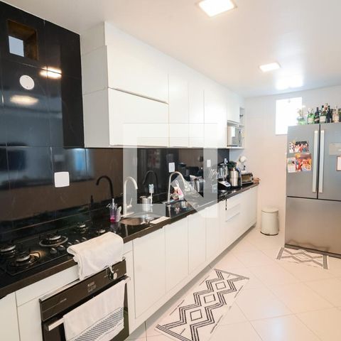 Casa à venda com 200m², 4 quartos e 2 vagasCozinha