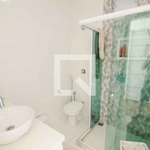 Casa à venda com 200m², 4 quartos e 2 vagasBanheiro Social