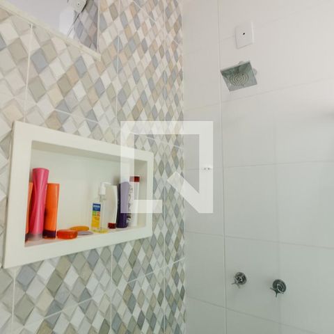 Casa à venda com 200m², 4 quartos e 2 vagasBanheiro Social