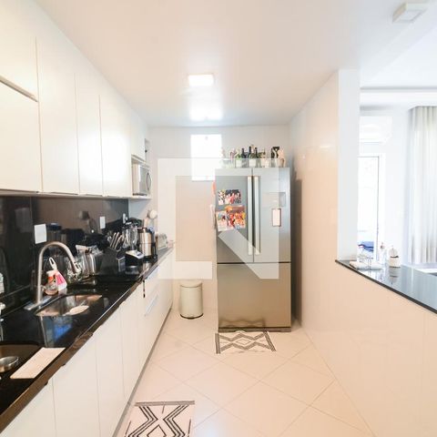 Casa à venda com 200m², 4 quartos e 2 vagasCozinha