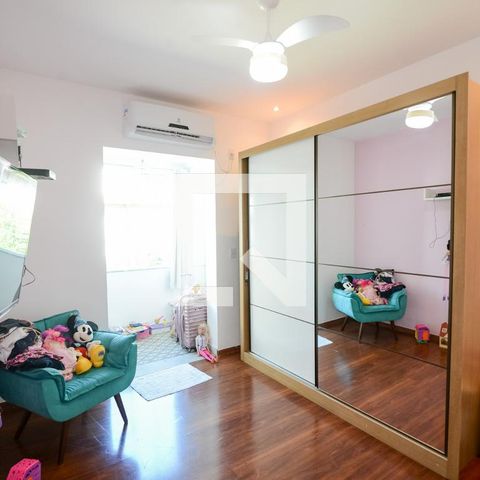 Casa à venda com 200m², 4 quartos e 2 vagasQuarto 1