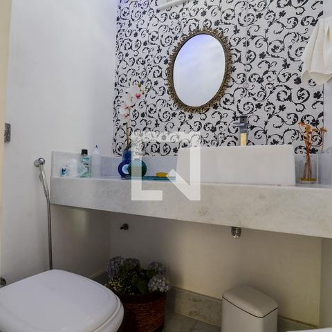 Casa à venda com 200m², 4 quartos e 2 vagasLavabo
