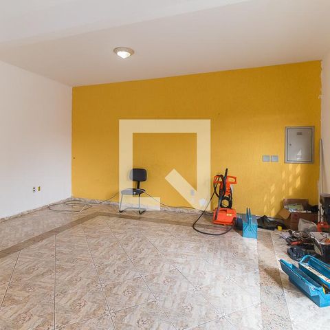 Casa para alugar com 350m², 2 quartos e 10 vagasSala
