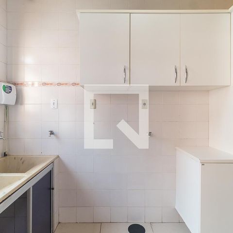 Casa para alugar com 350m², 2 quartos e 10 vagasÁrea de Serviço