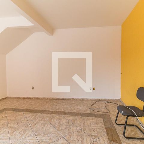 Casa para alugar com 350m², 2 quartos e 10 vagasSala