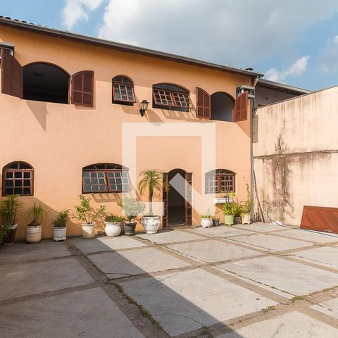 Casa para alugar com 350m², 2 quartos e 10 vagasGaragem/Fachada
