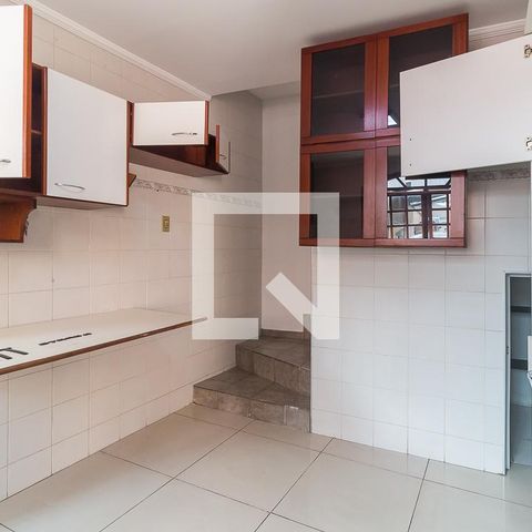 Casa para alugar com 350m², 2 quartos e 10 vagasCozinha