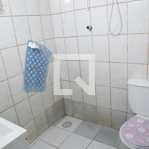 Casa à venda com 320m², 4 quartos e 2 vagasBanheiro
