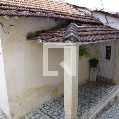 Casa à venda com 320m², 4 quartos e 2 vagasFachada