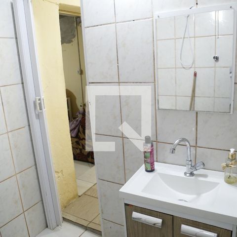 Casa à venda com 320m², 4 quartos e 2 vagasBanheiro
