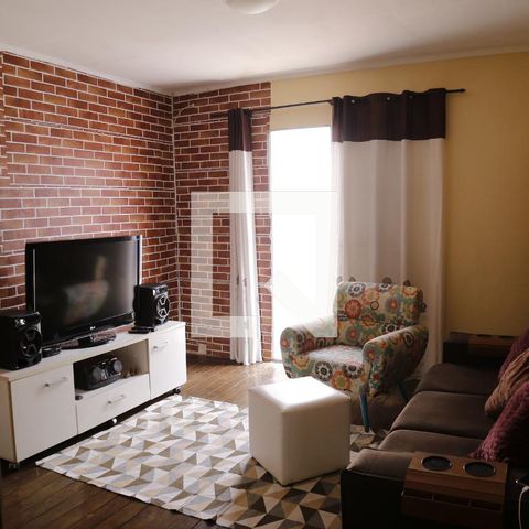 Casa à venda com 320m², 4 quartos e 2 vagasSala