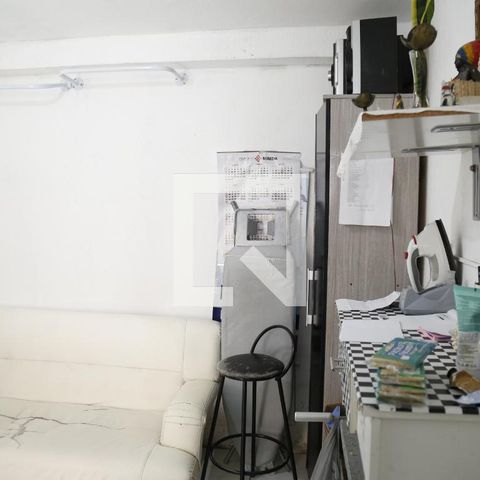 Casa à venda com 320m², 4 quartos e 2 vagasÁrea de Serviço