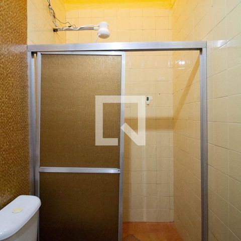 Casa à venda com 160m², 2 quartos e 1 vagaBanheiro